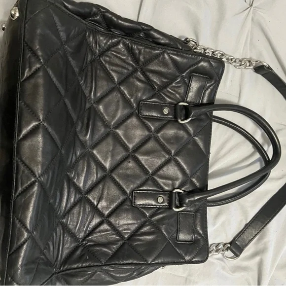 Quilted Michael Kors Hamilton Tote / purse - Picture 2 of 8